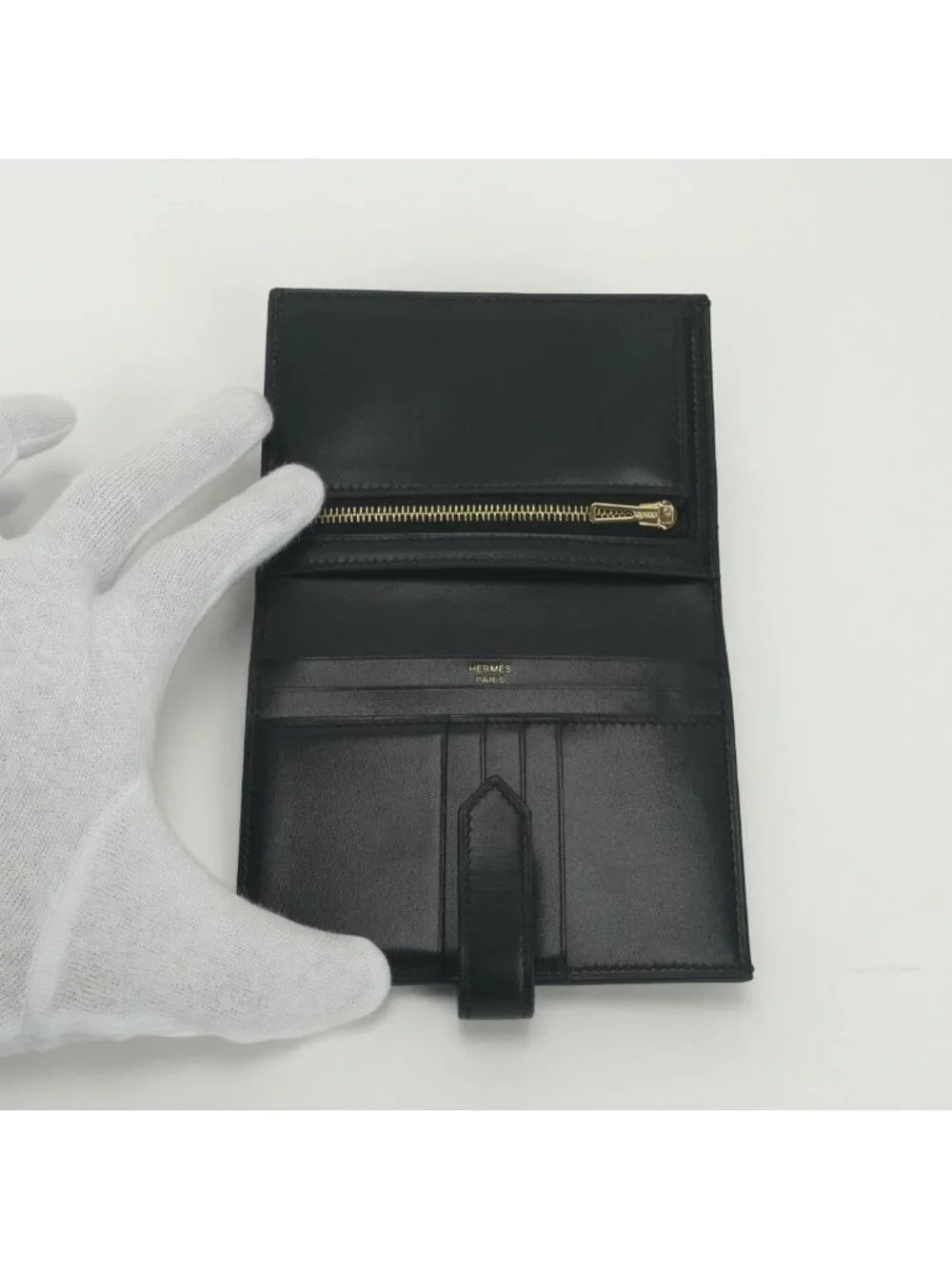Hermes brand model